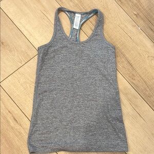 Iviva gray racerback tank top